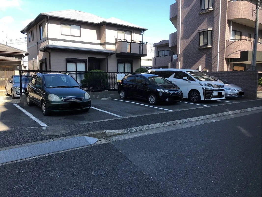 江戸川区東葛西４丁目　月極駐車場